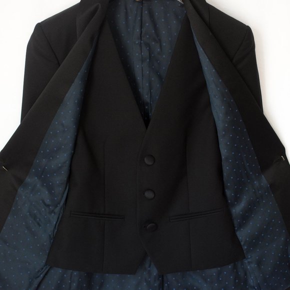 Tuxedo Jacket - Picture 4 of 8
